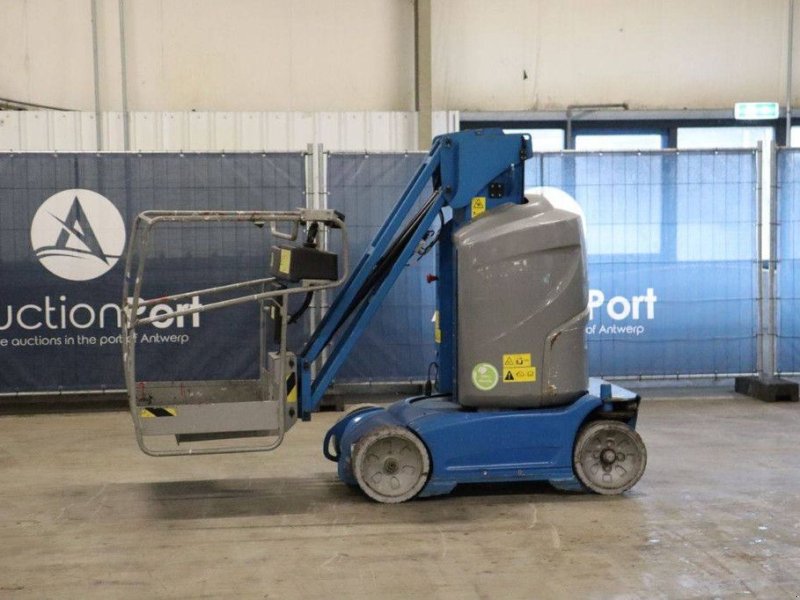 Teleskoparbeitsbühne des Typs Genie GR26J, Gebrauchtmaschine in Antwerpen (Bild 1)