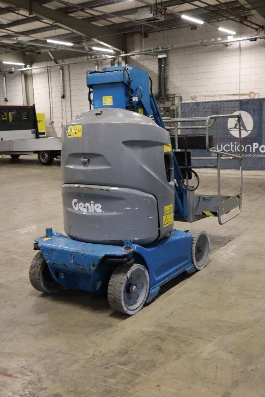 Teleskoparbeitsbühne typu Genie GR26J, Gebrauchtmaschine v Antwerpen (Obrázek 7)
