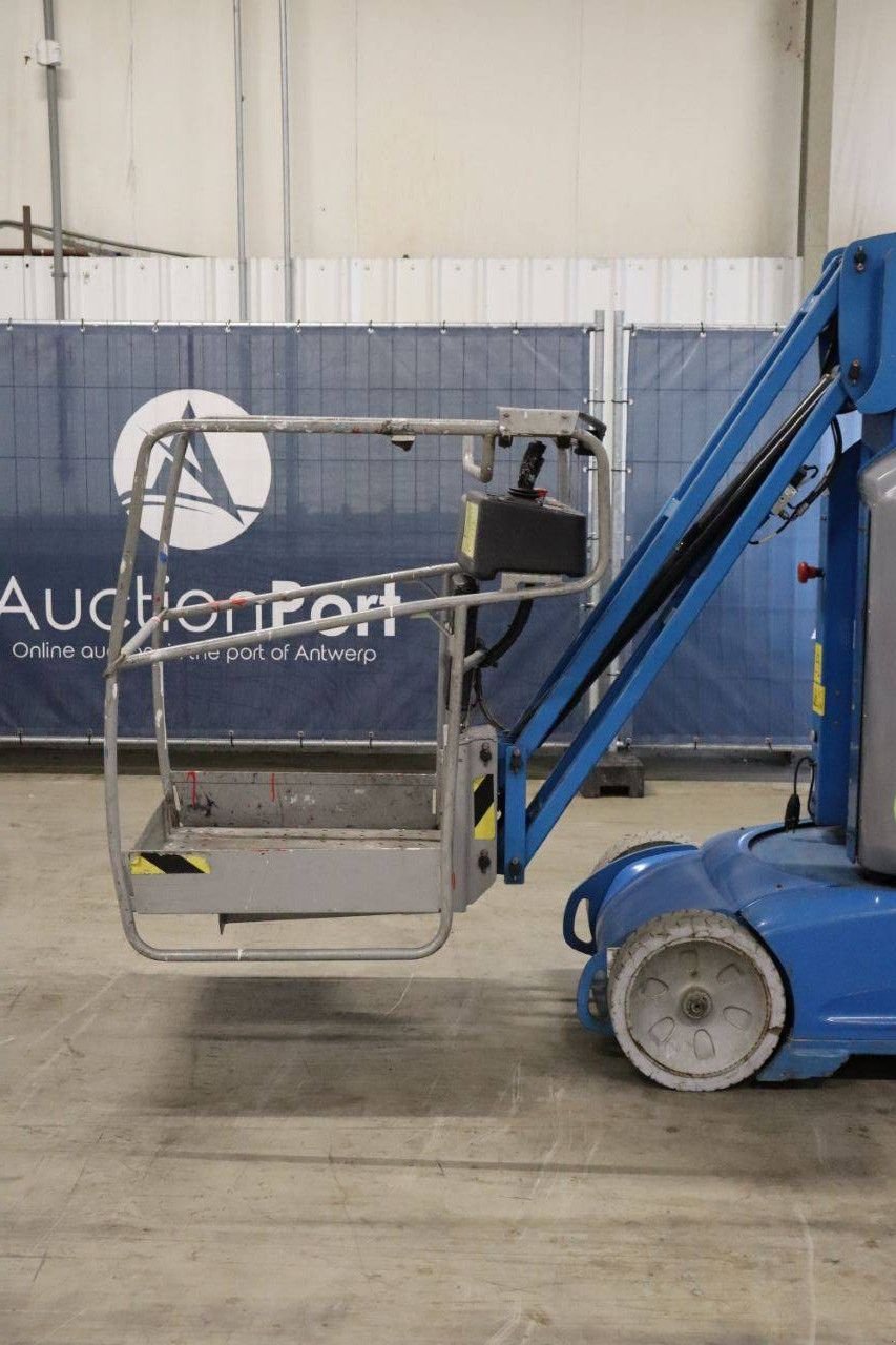 Teleskoparbeitsbühne typu Genie GR26J, Gebrauchtmaschine w Antwerpen (Zdjęcie 11)