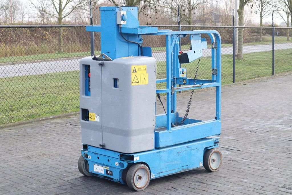 Teleskoparbeitsbühne от тип Genie GRC-12 5.6 METER 227 KG, Gebrauchtmaschine в Marknesse (Снимка 7)