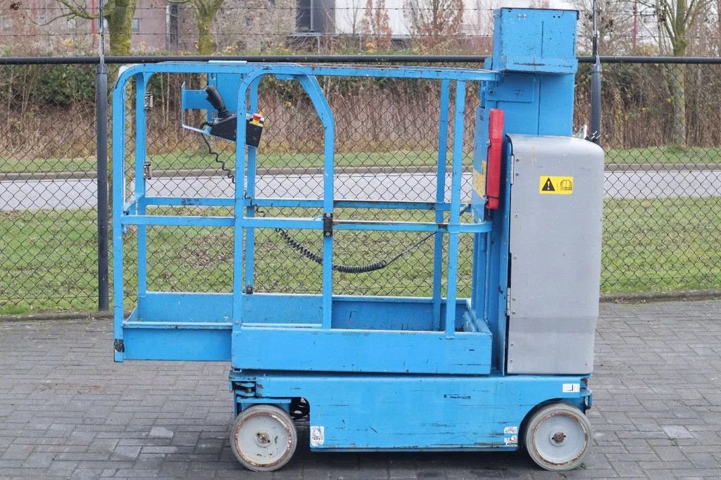 Teleskoparbeitsbühne от тип Genie GRC-12 5.6 METER 227 KG, Gebrauchtmaschine в Marknesse (Снимка 8)