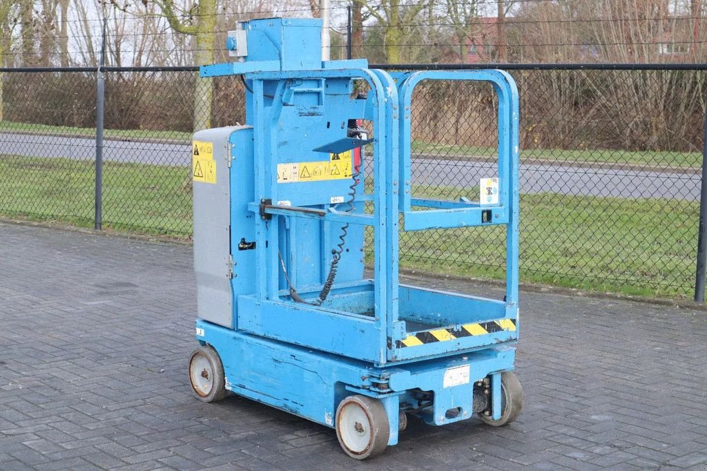 Teleskoparbeitsbühne от тип Genie GRC-12 5.6 METER 227 KG, Gebrauchtmaschine в Marknesse (Снимка 5)