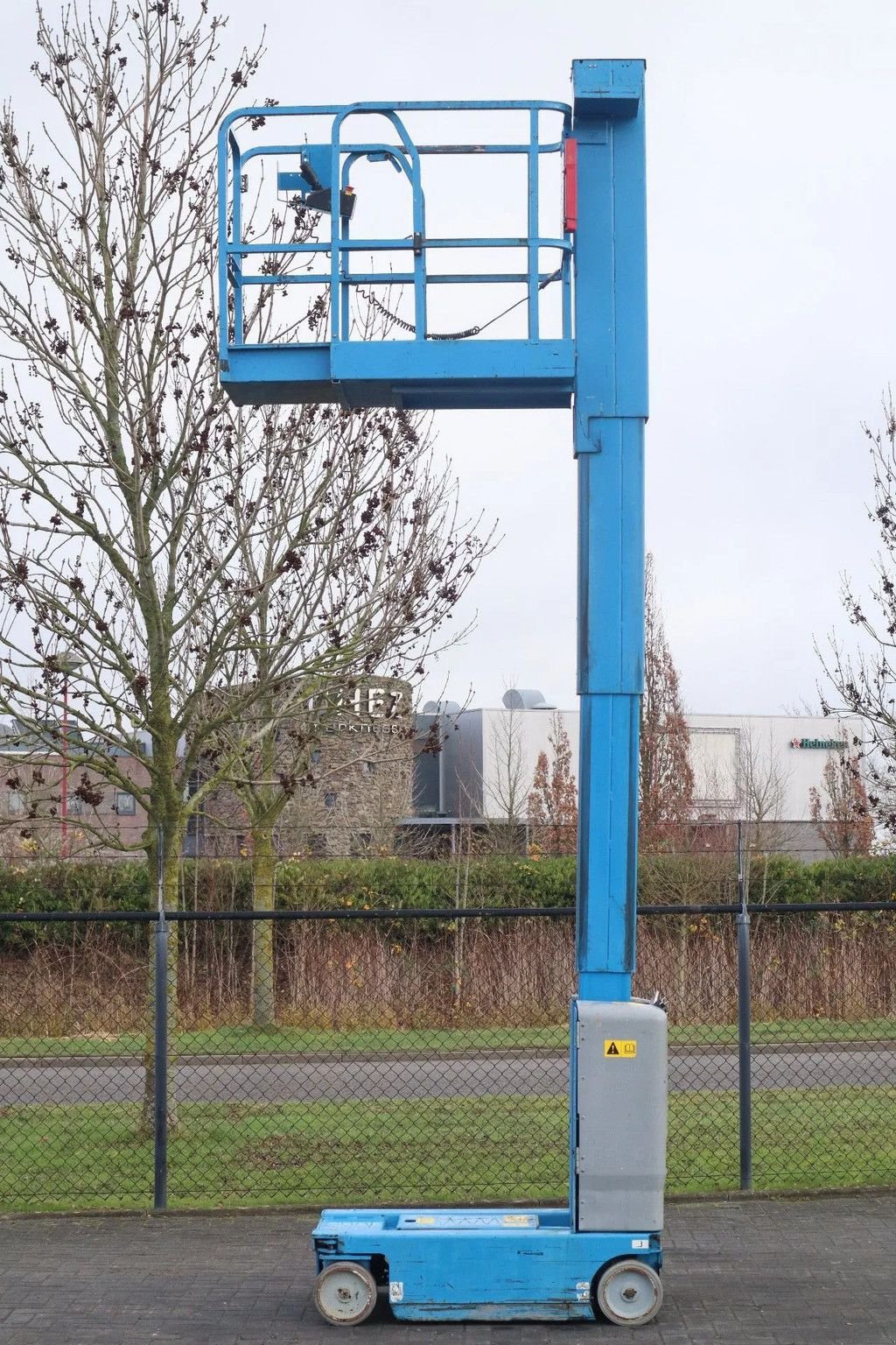 Teleskoparbeitsbühne от тип Genie GRC-12 5.6 METER 227 KG, Gebrauchtmaschine в Marknesse (Снимка 11)