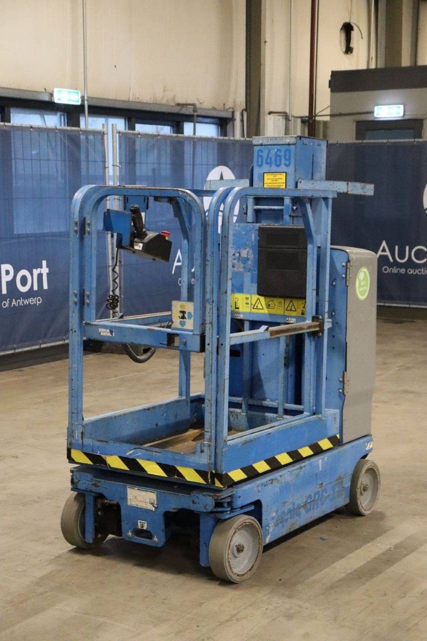 Teleskoparbeitsbühne типа Genie GRC-12, Gebrauchtmaschine в Antwerpen (Фотография 10)