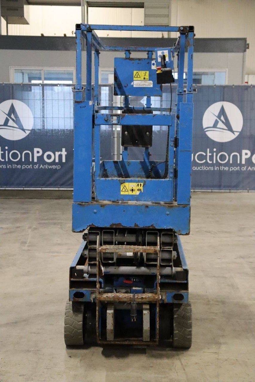 Teleskoparbeitsbühne tip Genie GS-1532, Gebrauchtmaschine in Antwerpen (Poză 9)