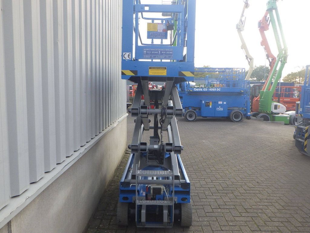 Teleskoparbeitsbühne des Typs Genie GS-1532, Gebrauchtmaschine in Antwerpen (Bild 9)