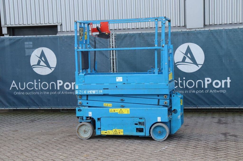 Teleskoparbeitsbühne типа Genie GS-1532, Gebrauchtmaschine в Antwerpen (Фотография 3)