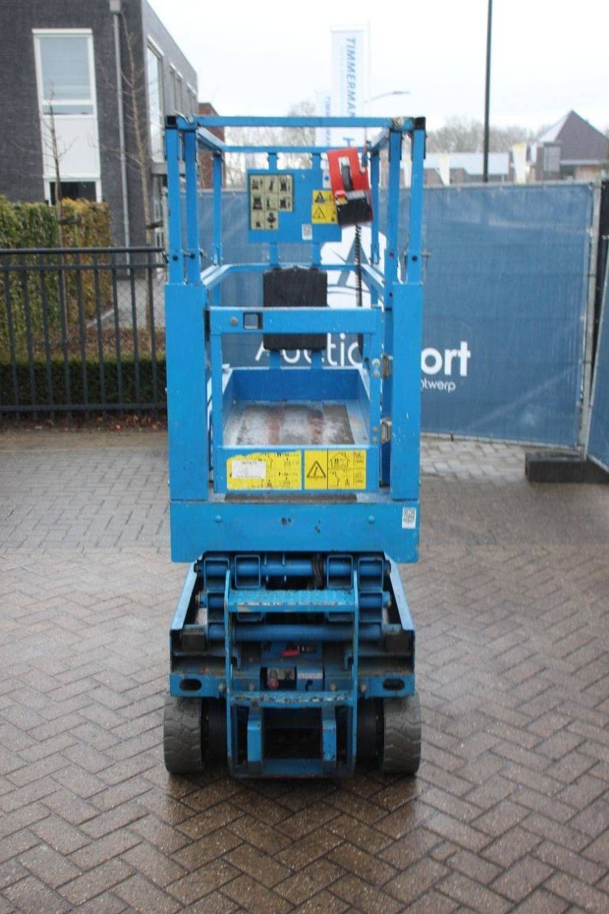 Teleskoparbeitsbühne del tipo Genie GS-1532, Gebrauchtmaschine en Antwerpen (Imagen 4)