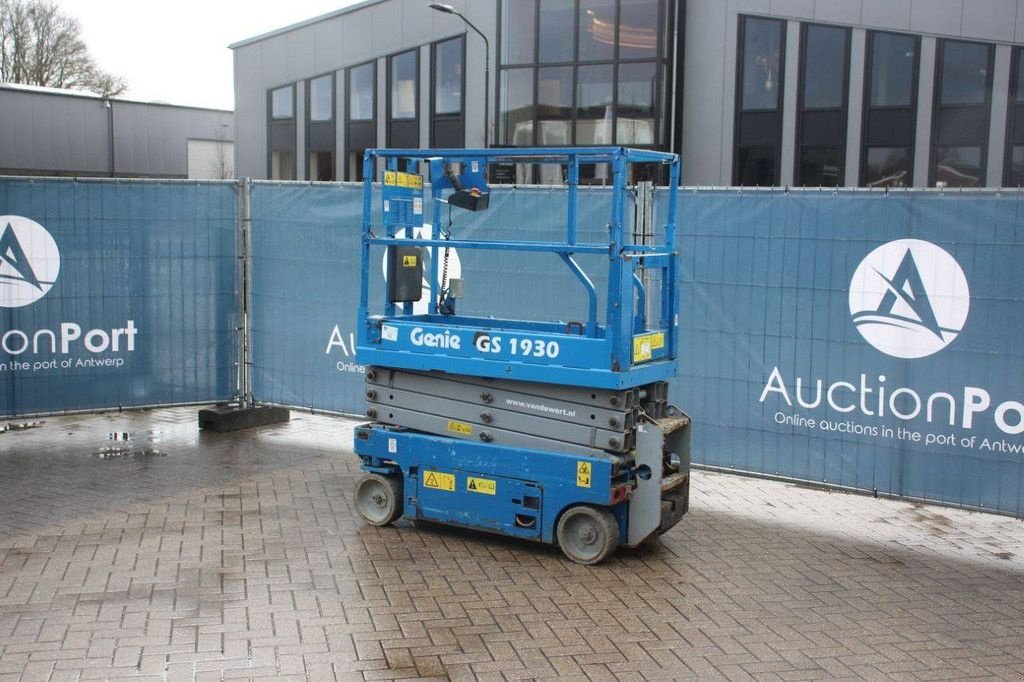 Teleskoparbeitsbühne van het type Genie GS 1930, Gebrauchtmaschine in Antwerpen (Foto 3)