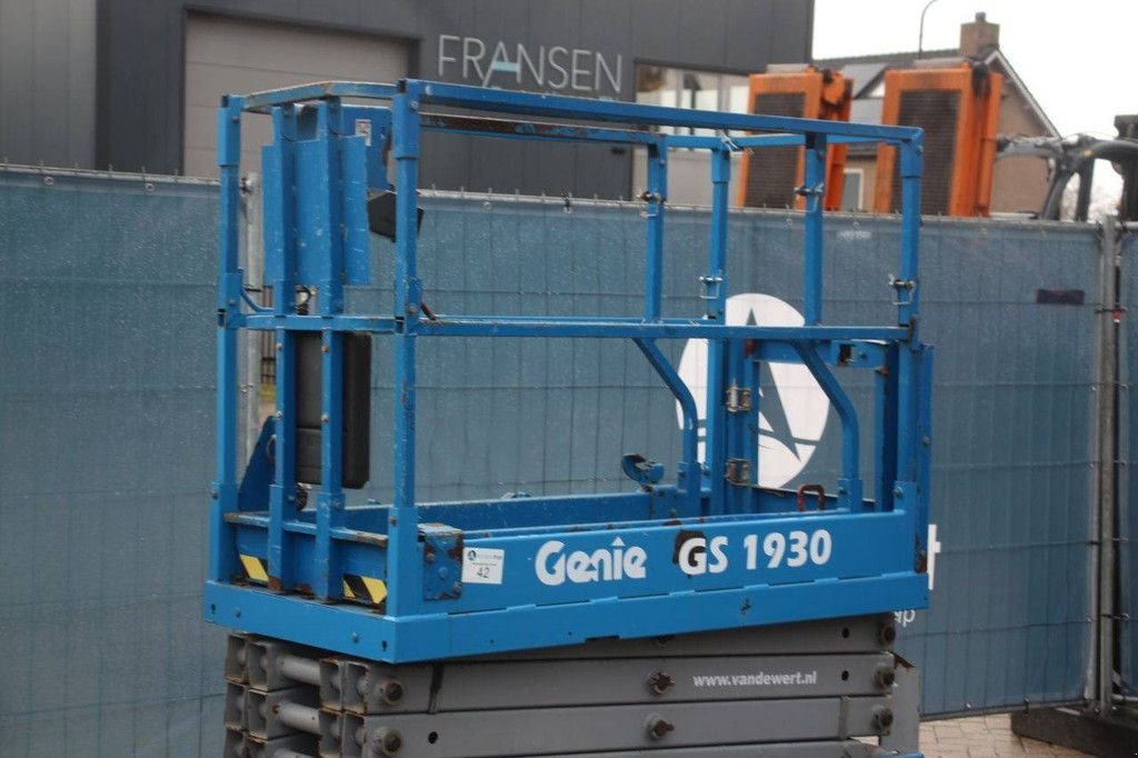 Teleskoparbeitsbühne van het type Genie GS 1930, Gebrauchtmaschine in Antwerpen (Foto 11)