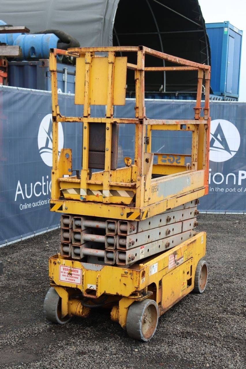 Teleskoparbeitsbühne типа Genie GS-1932, Gebrauchtmaschine в Antwerpen (Фотография 10)