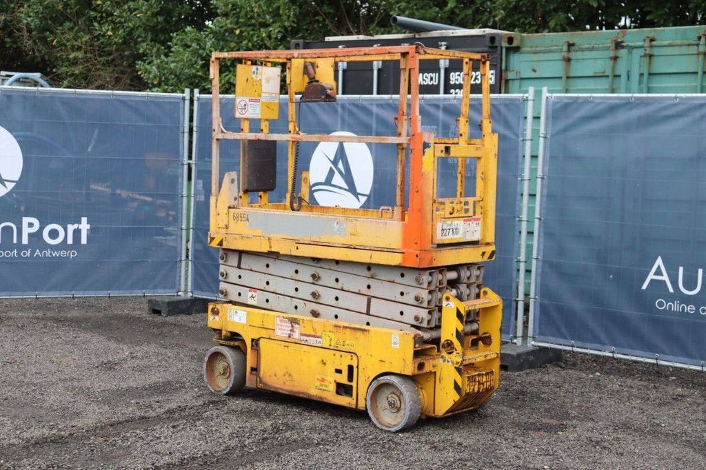 Teleskoparbeitsbühne типа Genie GS-1932, Gebrauchtmaschine в Antwerpen (Фотография 3)