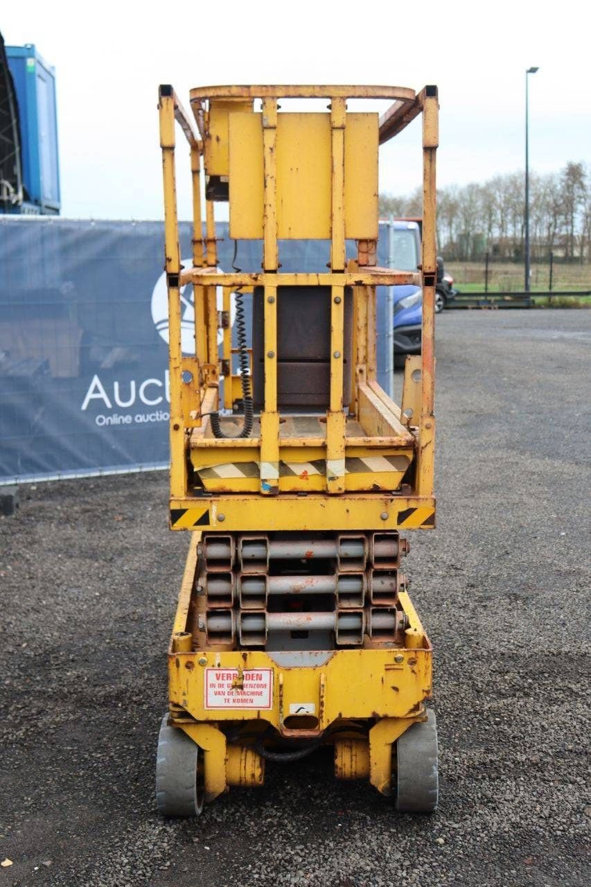 Teleskoparbeitsbühne типа Genie GS-1932, Gebrauchtmaschine в Antwerpen (Фотография 9)