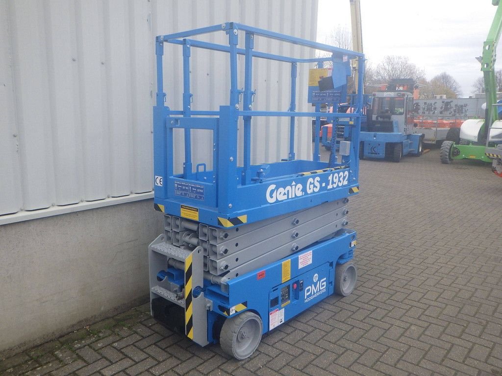 Teleskoparbeitsbühne типа Genie GS-1932, Gebrauchtmaschine в Antwerpen (Фотография 3)