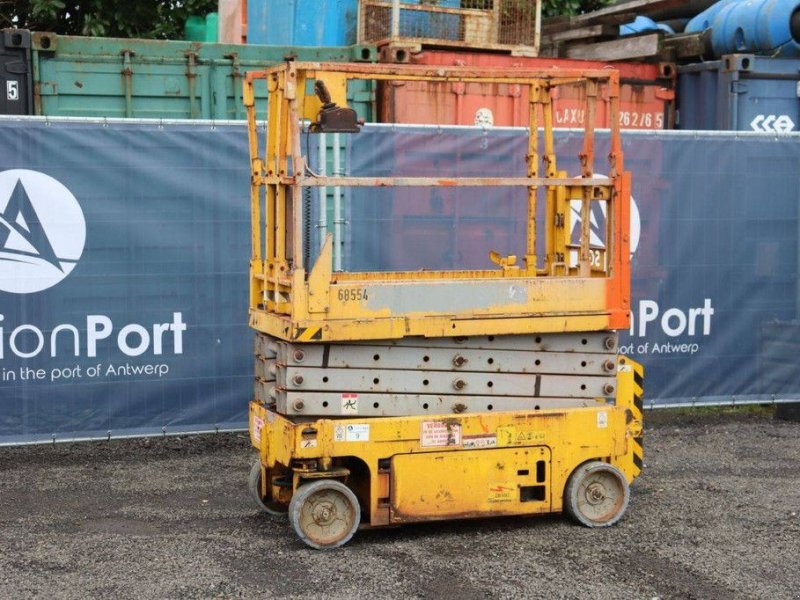 Teleskoparbeitsbühne vrste Genie GS-1932, Gebrauchtmaschine v Antwerpen (Slika 1)