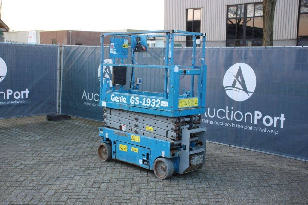 Teleskoparbeitsbühne του τύπου Genie GS-1932, Gebrauchtmaschine σε Antwerpen (Φωτογραφία 3)