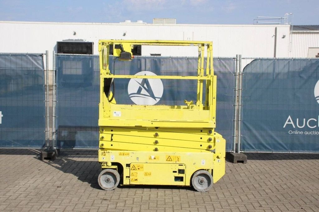 Teleskoparbeitsbühne του τύπου Genie GS-1932, Gebrauchtmaschine σε Antwerpen (Φωτογραφία 2)