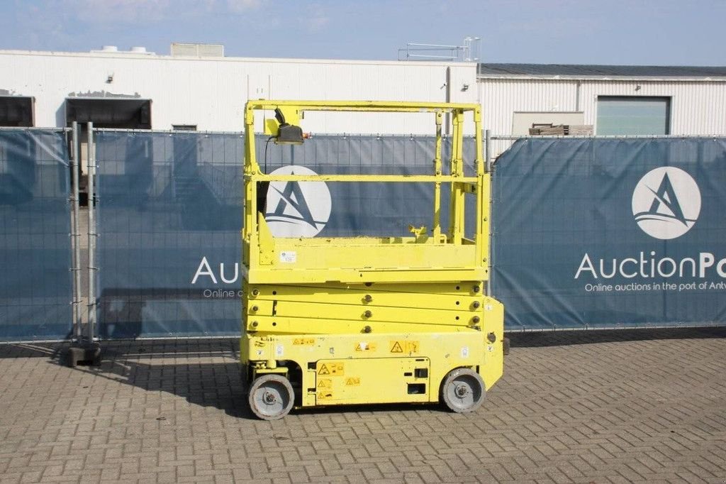 Teleskoparbeitsbühne του τύπου Genie GS-1932, Gebrauchtmaschine σε Antwerpen (Φωτογραφία 1)