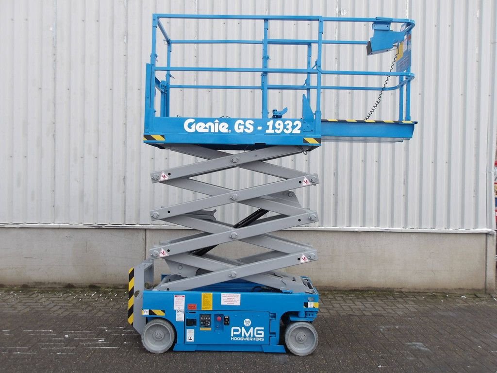 Teleskoparbeitsbühne del tipo Genie GS-1932, Gebrauchtmaschine In Antwerpen (Immagine 10)