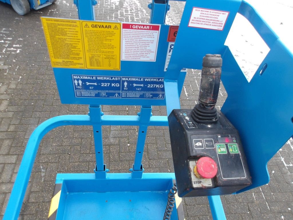 Teleskoparbeitsbühne del tipo Genie GS-1932, Gebrauchtmaschine In Antwerpen (Immagine 4)