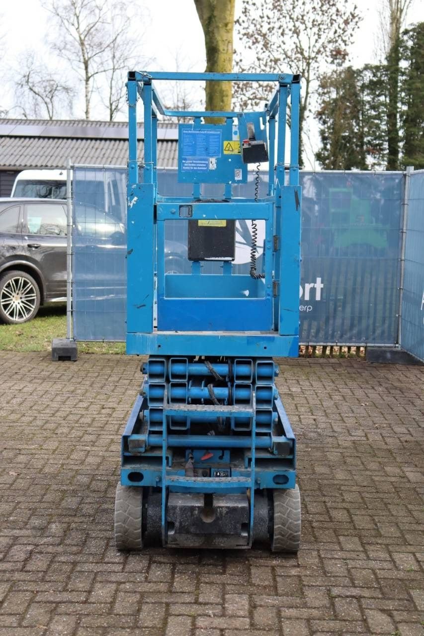 Teleskoparbeitsbühne от тип Genie GS-1932, Gebrauchtmaschine в Antwerpen (Снимка 4)
