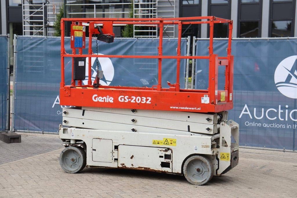 Teleskoparbeitsbühne des Typs Genie GS-2032, Gebrauchtmaschine in Antwerpen (Bild 3)