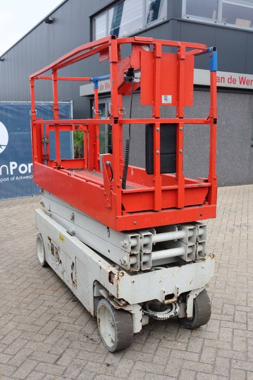 Teleskoparbeitsbühne del tipo Genie GS-2032, Gebrauchtmaschine en Antwerpen (Imagen 8)