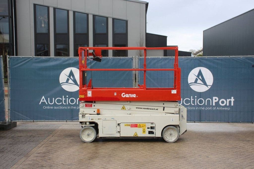 Teleskoparbeitsbühne del tipo Genie GS-2032, Gebrauchtmaschine en Antwerpen (Imagen 2)