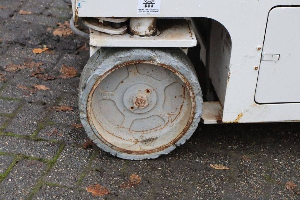 Teleskoparbeitsbühne типа Genie GS-2046, Gebrauchtmaschine в Antwerpen (Фотография 11)