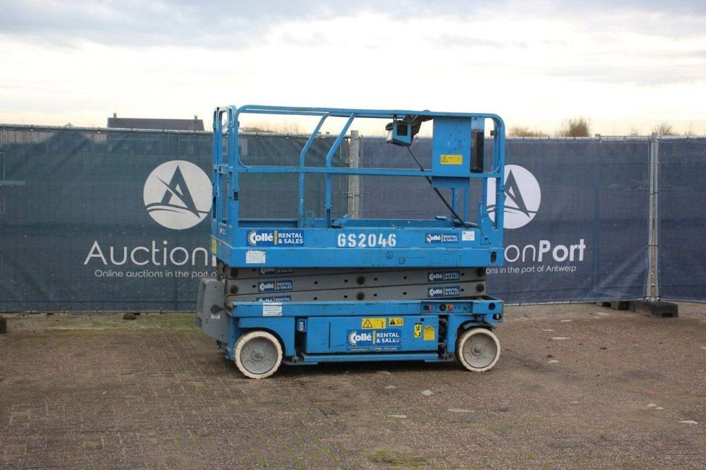 Teleskoparbeitsbühne des Typs Genie GS-2046, Gebrauchtmaschine in Antwerpen (Bild 1)