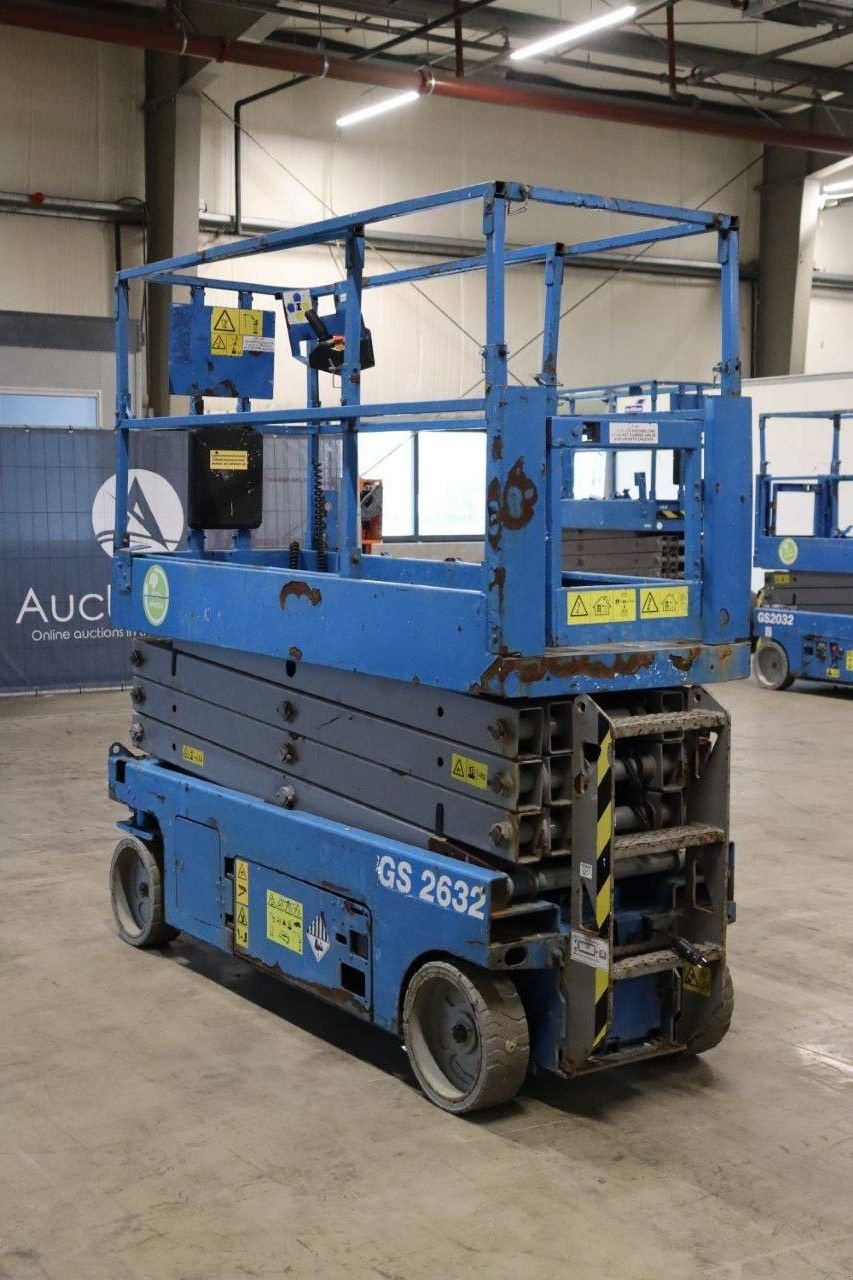 Teleskoparbeitsbühne del tipo Genie GS-2632, Gebrauchtmaschine In Antwerpen (Immagine 8)
