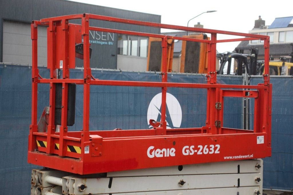 Teleskoparbeitsbühne типа Genie GS-2632, Gebrauchtmaschine в Antwerpen (Фотография 11)