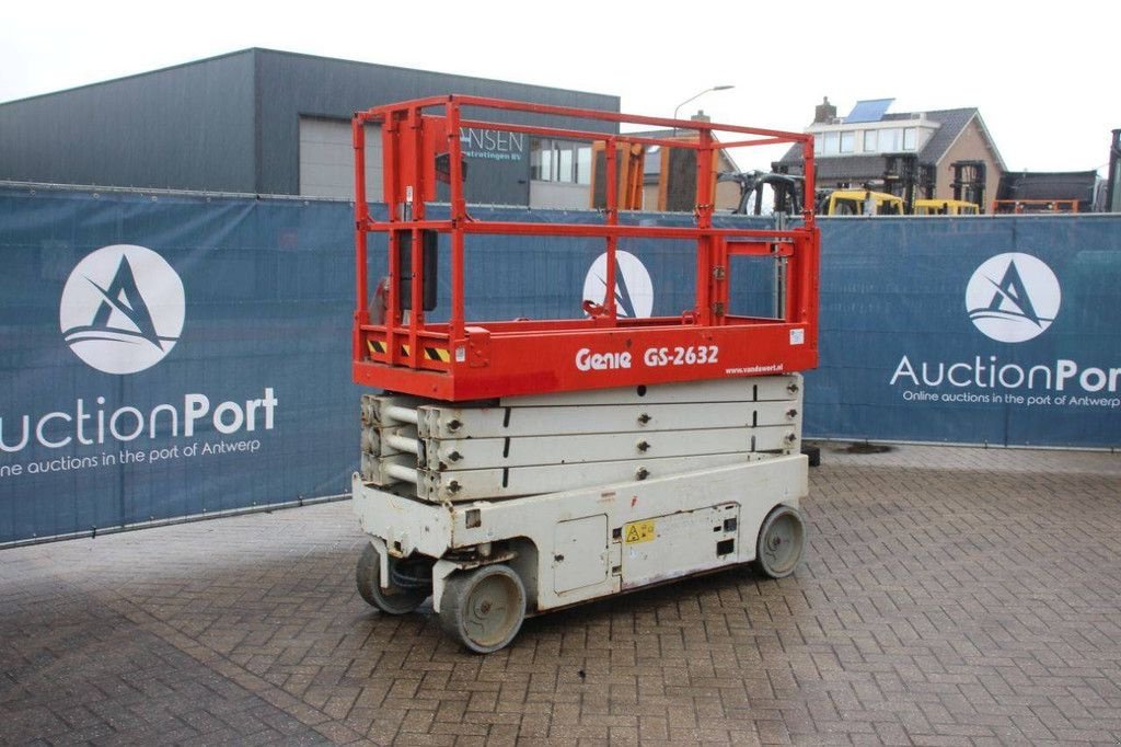 Teleskoparbeitsbühne типа Genie GS-2632, Gebrauchtmaschine в Antwerpen (Фотография 9)