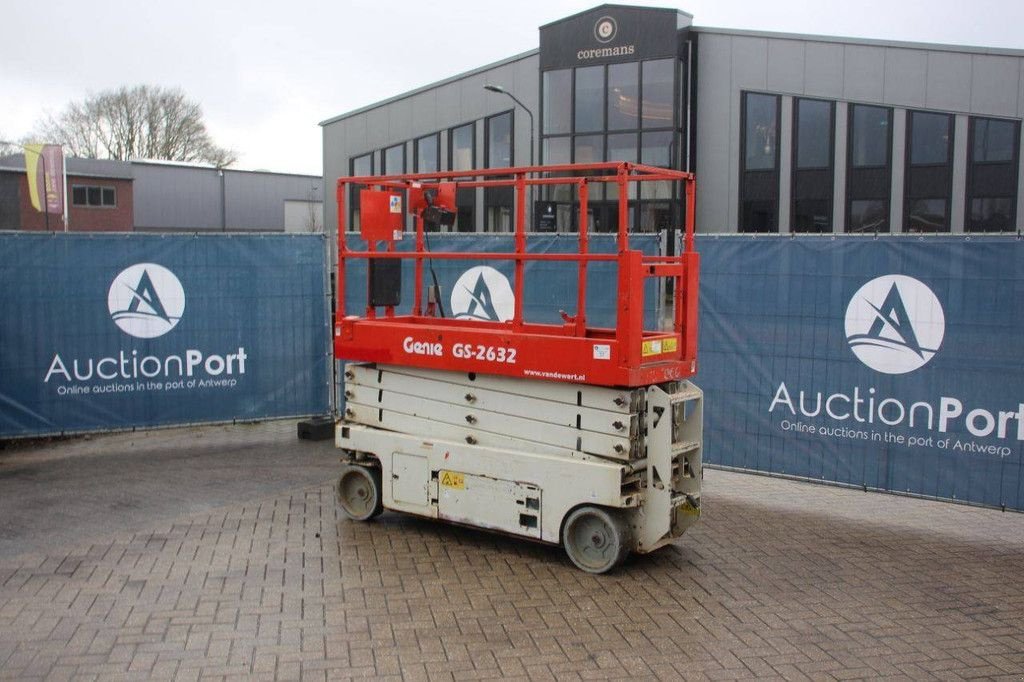 Teleskoparbeitsbühne типа Genie GS-2632, Gebrauchtmaschine в Antwerpen (Фотография 3)
