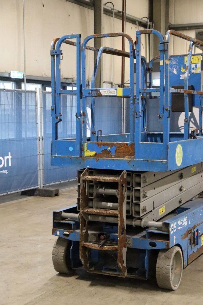 Teleskoparbeitsbühne typu Genie GS-2646, Gebrauchtmaschine v Antwerpen (Obrázek 11)