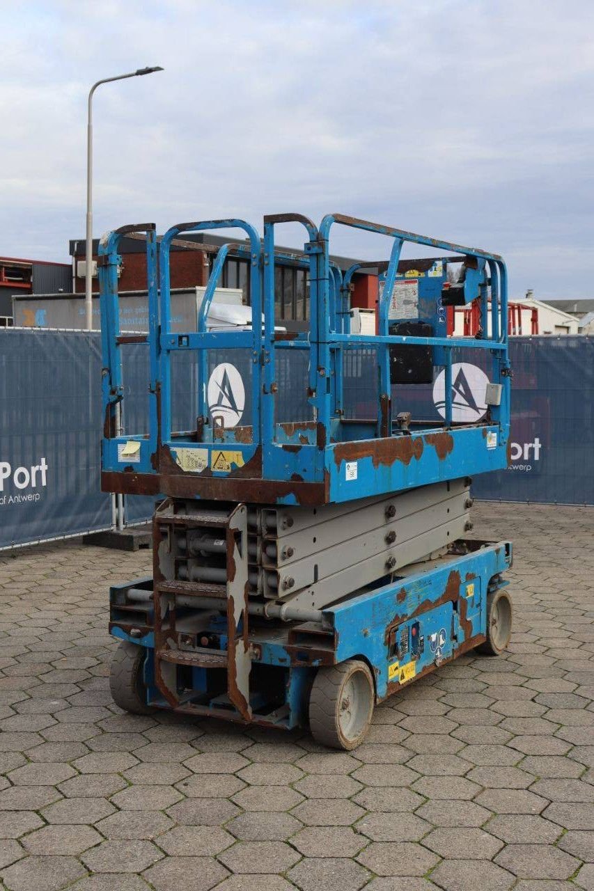 Teleskoparbeitsbühne del tipo Genie GS-2646, Gebrauchtmaschine en Antwerpen (Imagen 10)