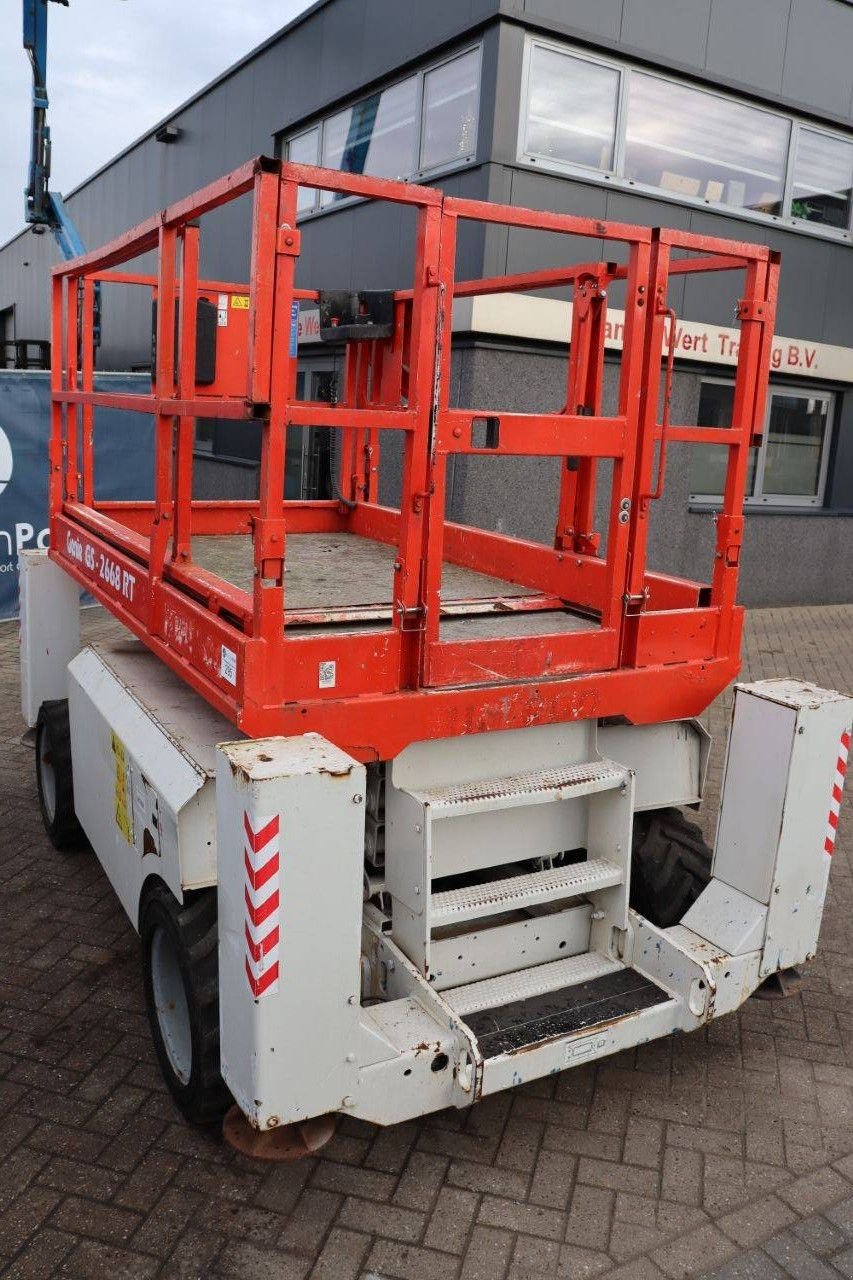 Teleskoparbeitsbühne del tipo Genie GS-2668 RT, Gebrauchtmaschine en Antwerpen (Imagen 8)