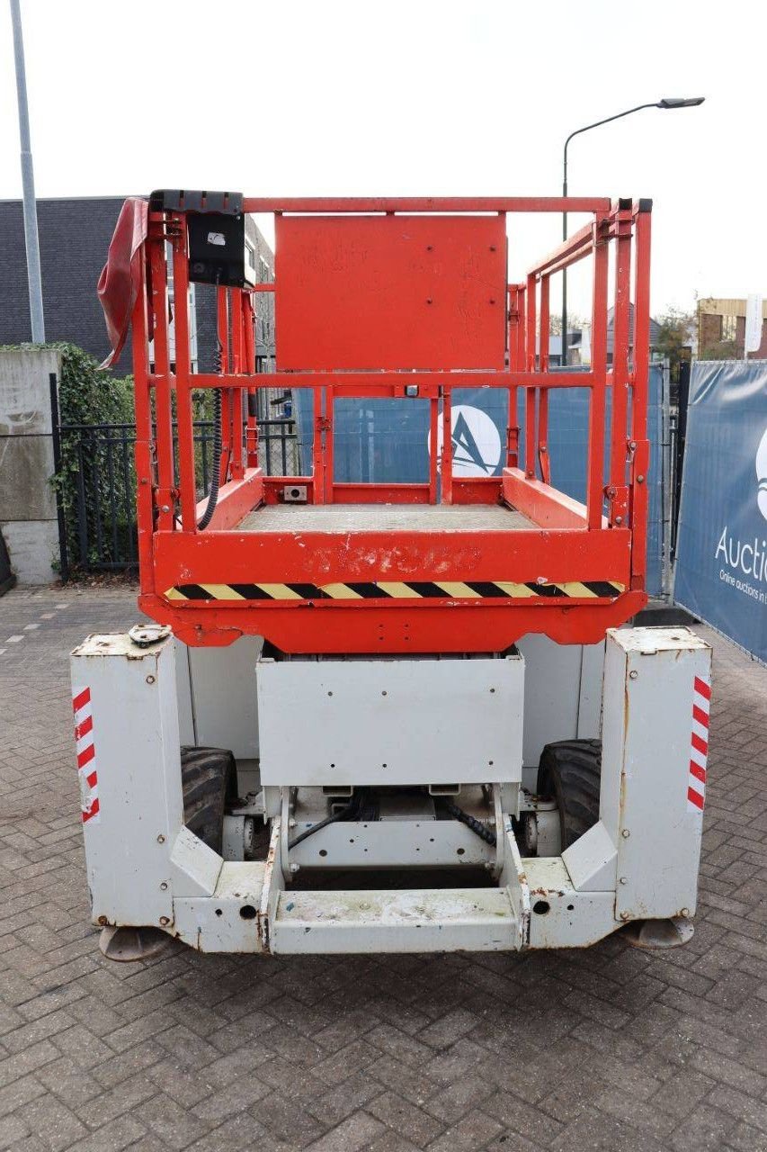 Teleskoparbeitsbühne del tipo Genie GS-2668 RT, Gebrauchtmaschine en Antwerpen (Imagen 5)