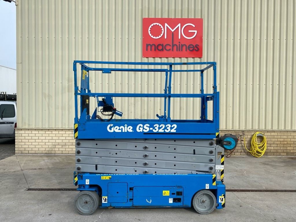 Teleskoparbeitsbühne del tipo Genie GS 3232, Schaar Hoogwerker, 12 meter, Gebrauchtmaschine In Heijen (Immagine 1)