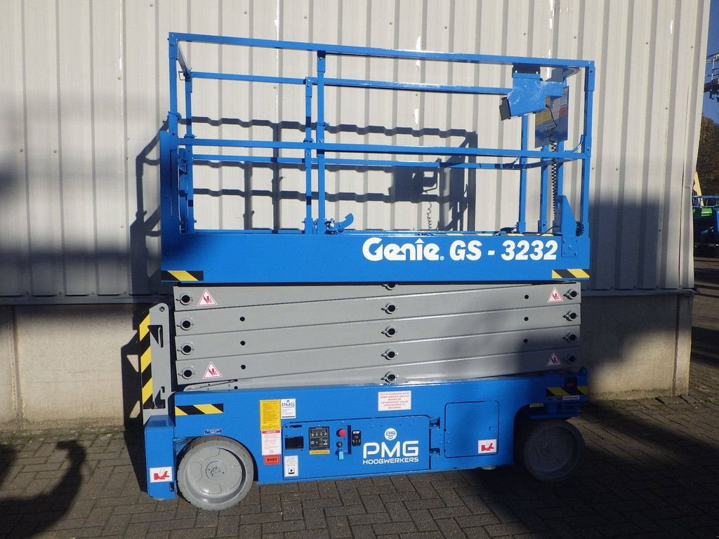 Teleskoparbeitsbühne του τύπου Genie GS-3232, Gebrauchtmaschine σε Antwerpen (Φωτογραφία 1)
