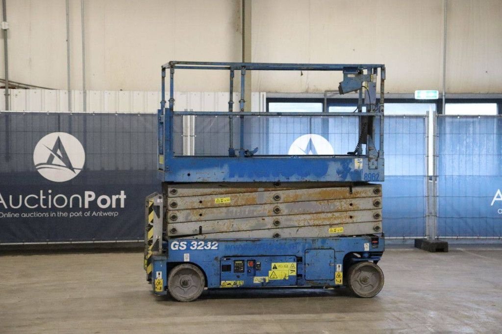 Teleskoparbeitsbühne tip Genie GS-3232, Gebrauchtmaschine in Antwerpen (Poză 1)