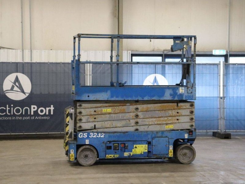 Teleskoparbeitsbühne typu Genie GS-3232, Gebrauchtmaschine w Antwerpen (Zdjęcie 1)