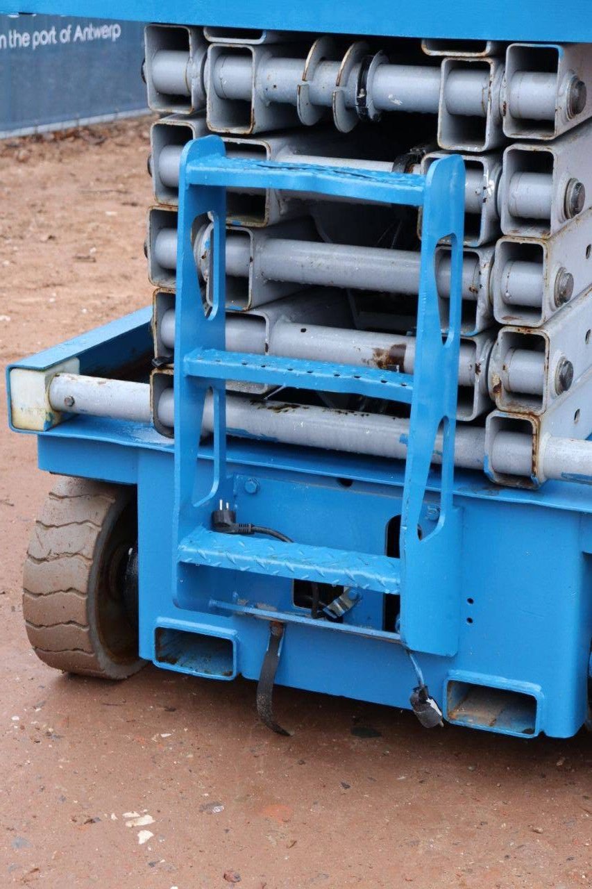 Teleskoparbeitsbühne of the type Genie GS-3246, Gebrauchtmaschine in Antwerpen (Picture 11)