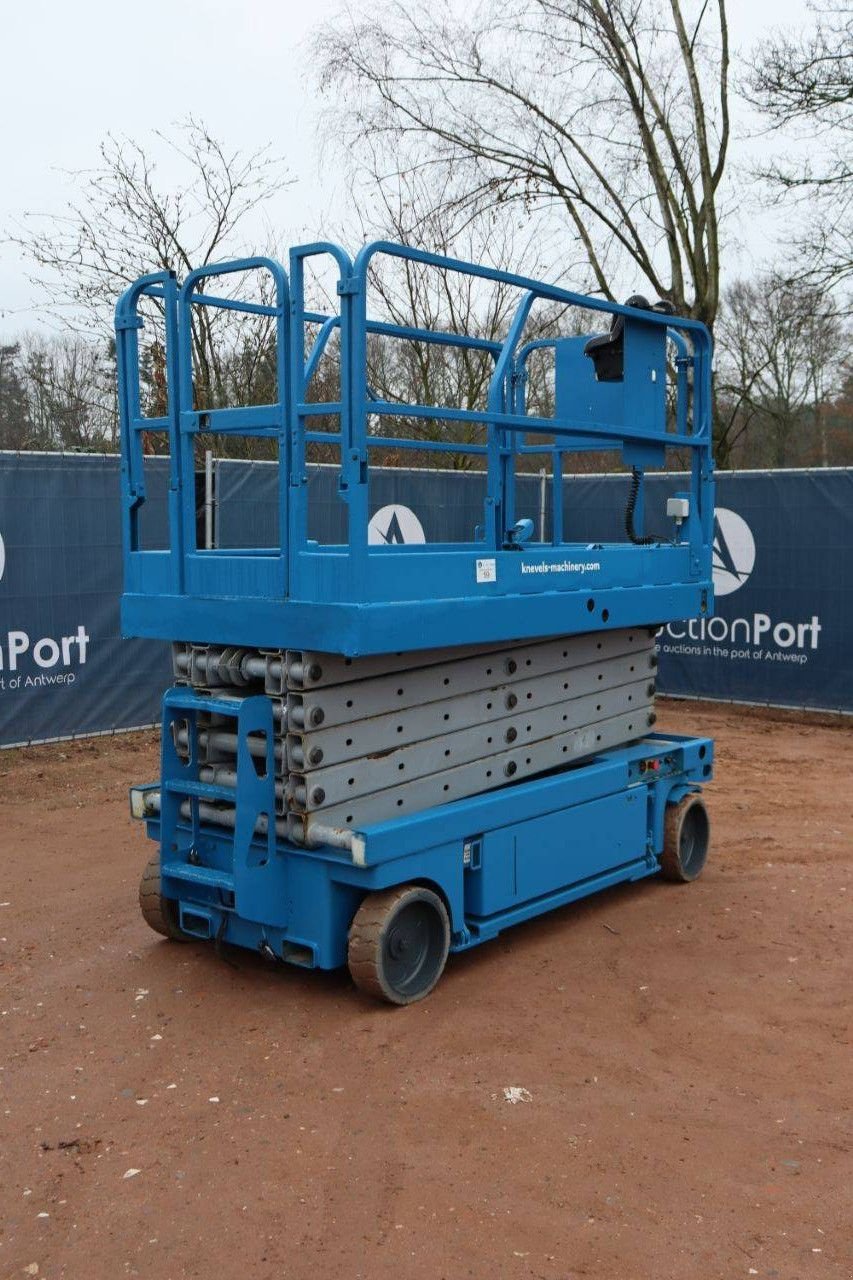 Teleskoparbeitsbühne of the type Genie GS-3246, Gebrauchtmaschine in Antwerpen (Picture 10)