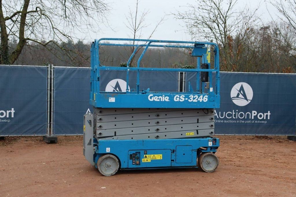 Teleskoparbeitsbühne tipa Genie GS-3246, Gebrauchtmaschine u Antwerpen (Slika 1)