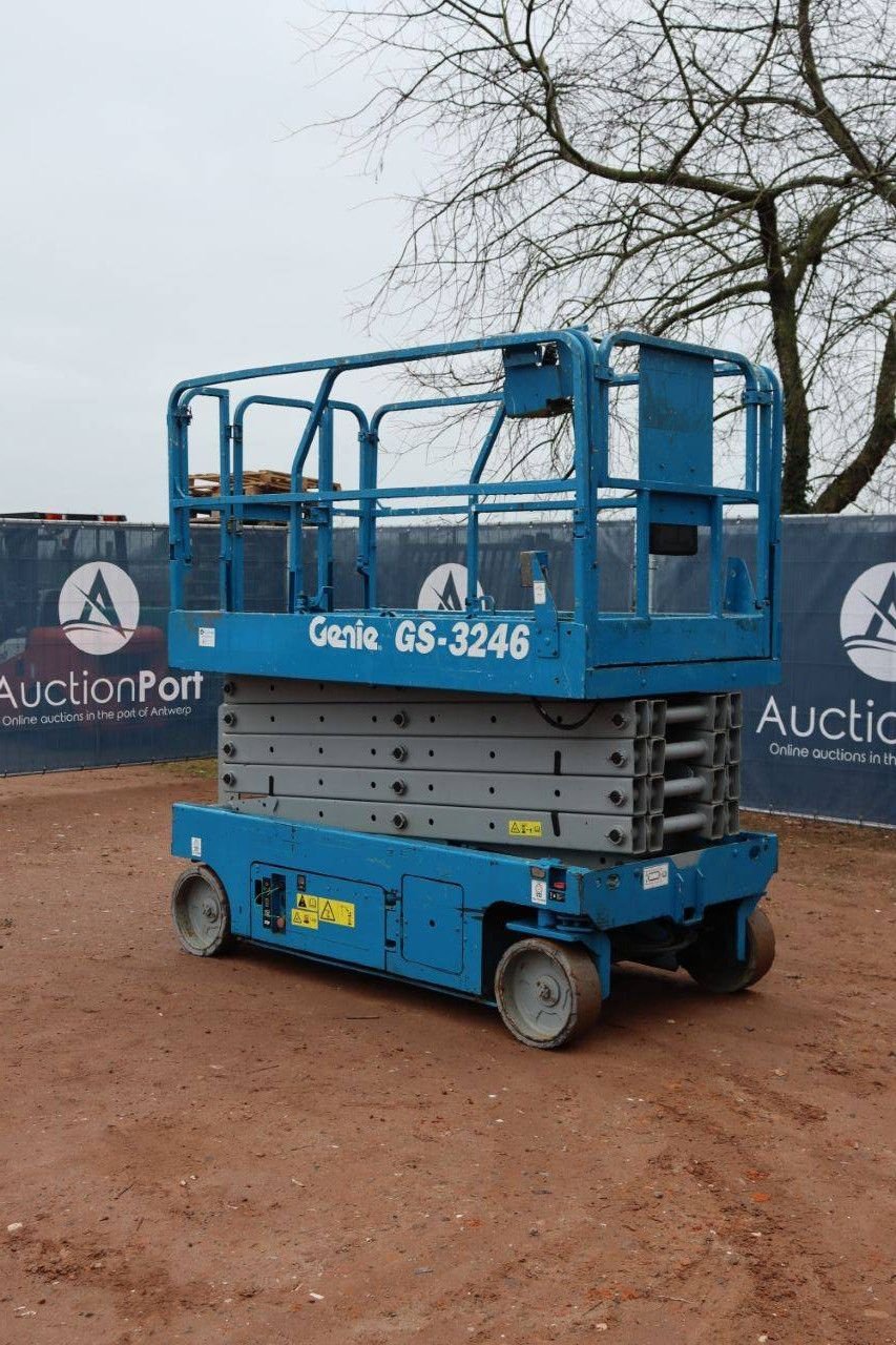 Teleskoparbeitsbühne tipa Genie GS-3246, Gebrauchtmaschine u Antwerpen (Slika 4)