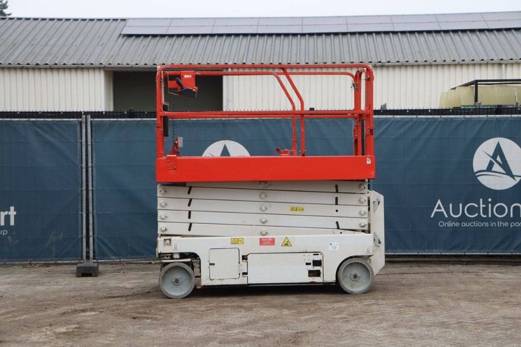 Teleskoparbeitsbühne tip Genie GS-3246, Gebrauchtmaschine in Antwerpen (Poză 2)