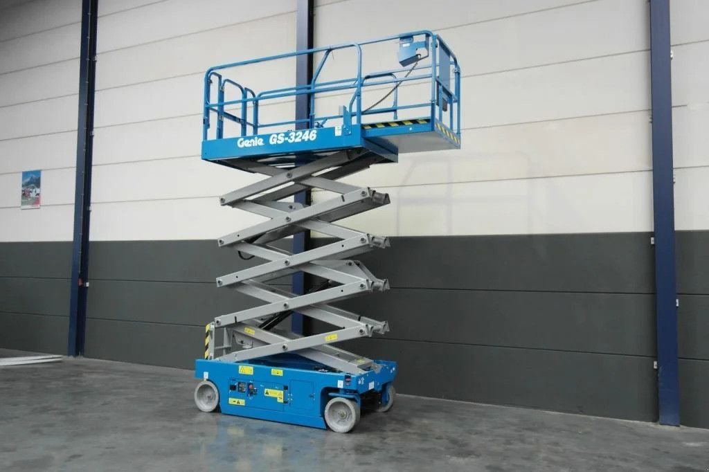 Teleskoparbeitsbühne типа Genie GS-3246, Neumaschine в Culemborg (Фотография 2)