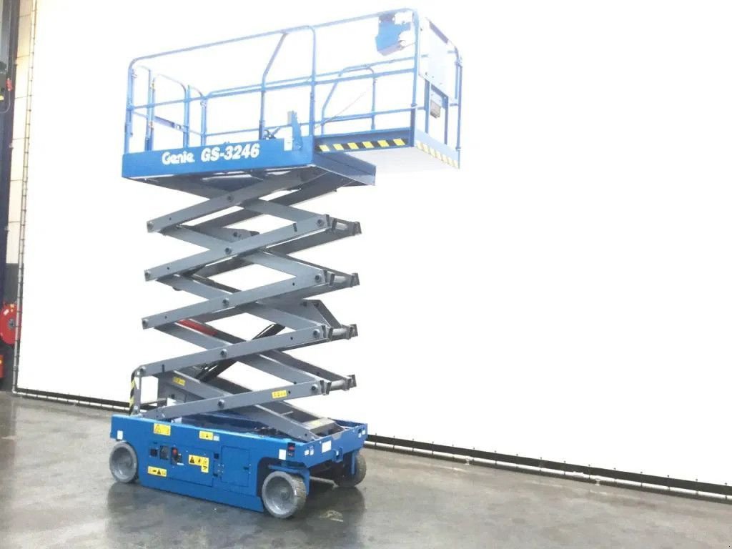 Teleskoparbeitsbühne типа Genie GS 3246, Neumaschine в Culemborg (Фотография 10)