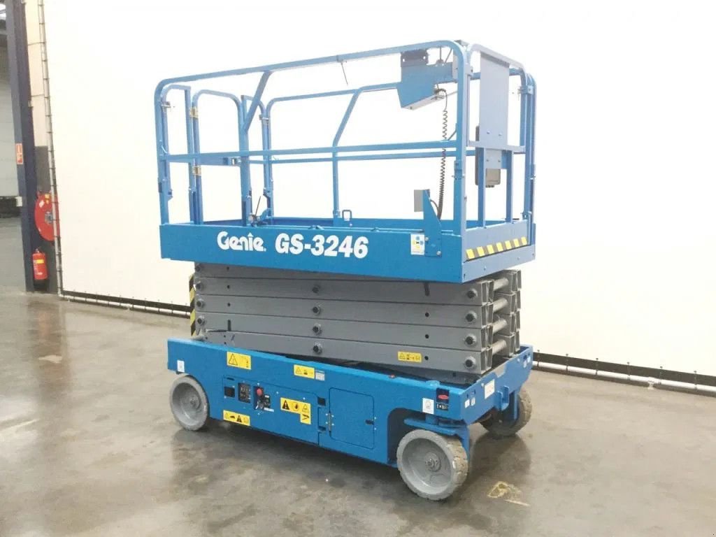 Teleskoparbeitsbühne типа Genie GS 3246, Neumaschine в Culemborg (Фотография 3)